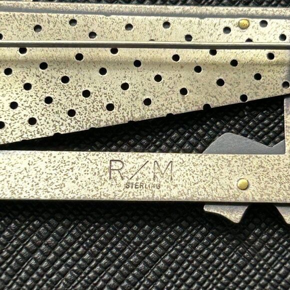 RZM Sterling Signed Abstract Rectangular Brooch - Picture 6 of 9